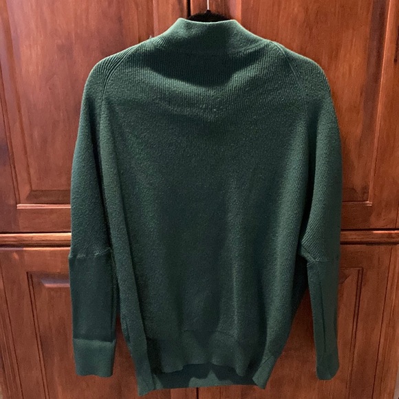 Green cocoon style sweater - Picture 4 of 4